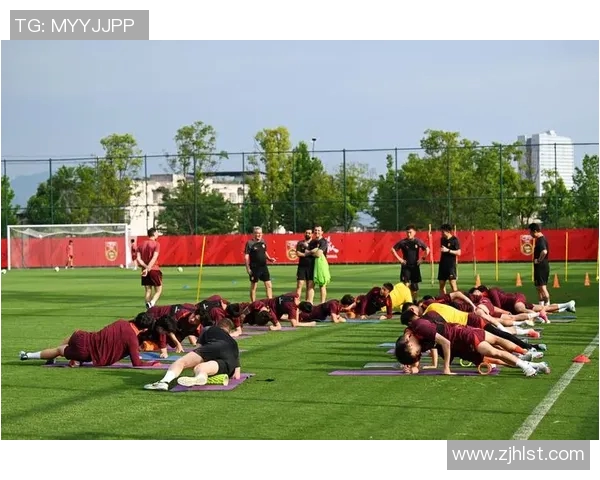 国足迎战武汉卓尔期待新年首胜全力以赴展现团队精神与拼搏决心